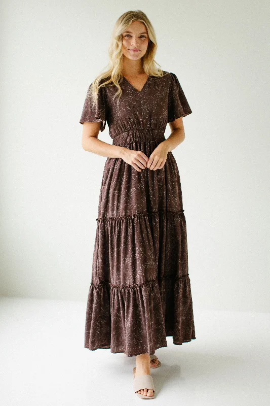 ladies-maxi-dress-statement-sway-'Elizabeth' Floral Print Tiered Maxi Dress in Dusty Brown