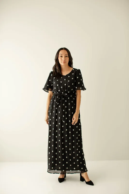 ladies-maxi-dress-denim-dusk-'Esther' Embroidered Floral Maxi Dress in Black