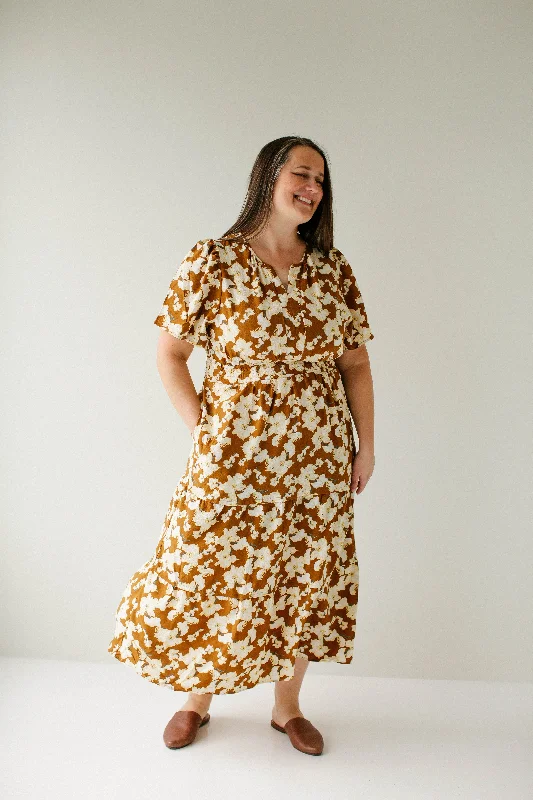 ladies-maxi-dress-pearl-petal-Plus 'Janaya' Flower Print Tiered Maxi Dress